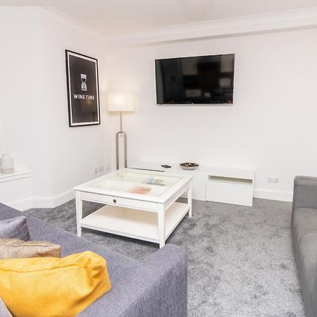 D'City Apartment, Up To 5 Guests 邓迪 外观 照片