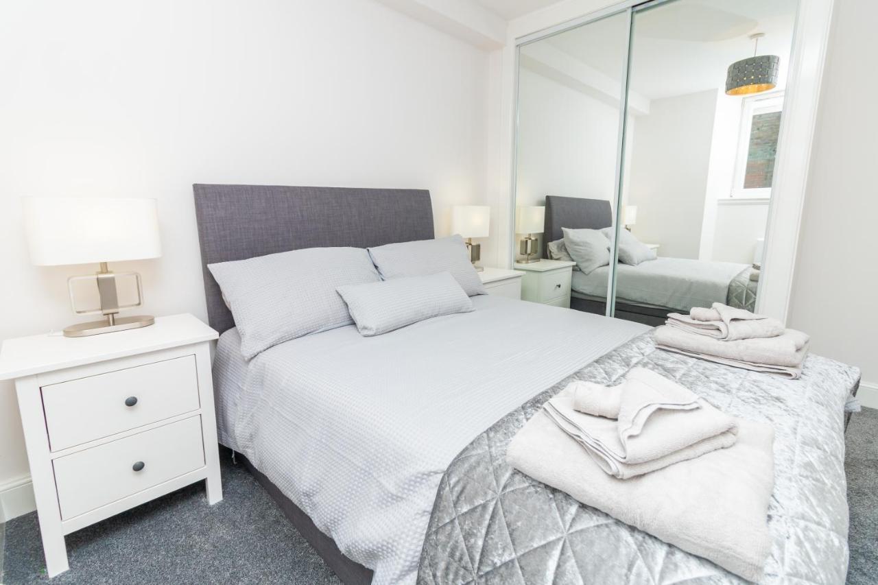 D'City Apartment, Up To 5 Guests 邓迪 外观 照片
